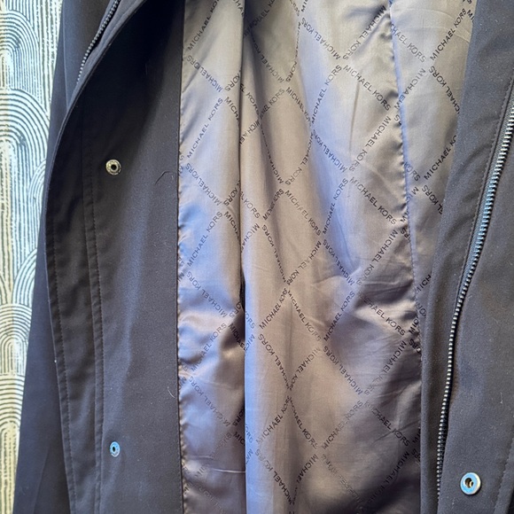 Men's Michael Kors Trench Jacket - Picture 6 of 6